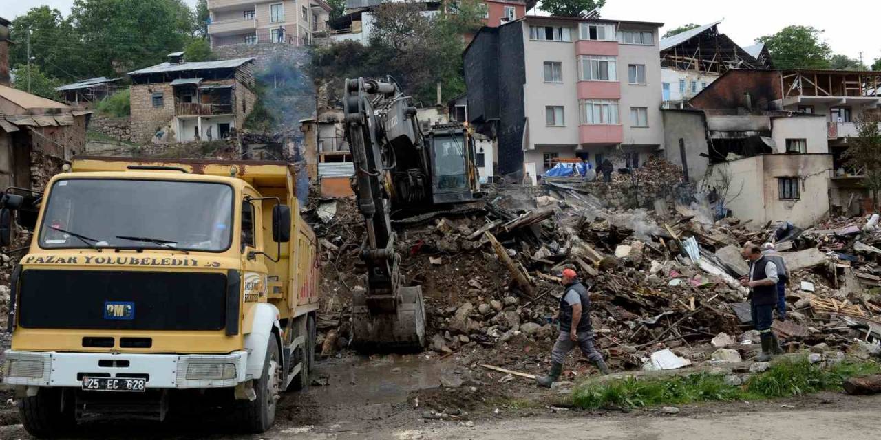 Yangında Zarar Görenlere 125 Bin Nakdi Destek
