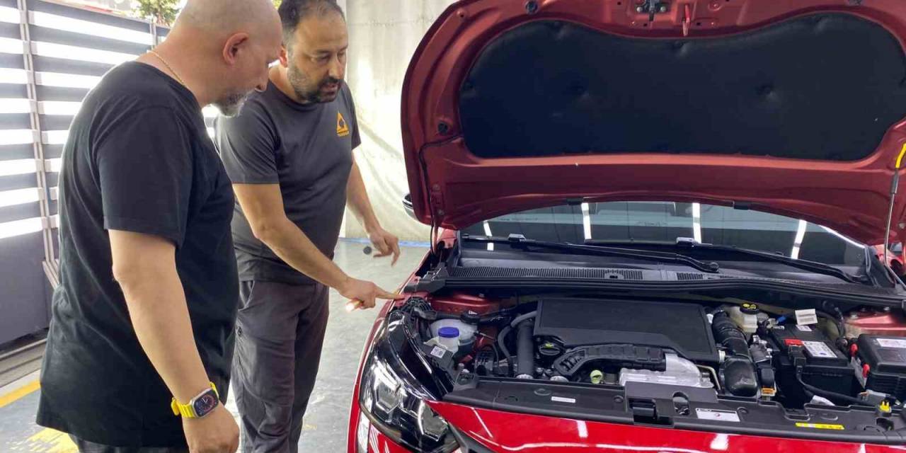 Ümraniye’de Bayiden Sıfır Aldığı Otomobil Çıkma Parçalı Ve Boyalı Çıktı