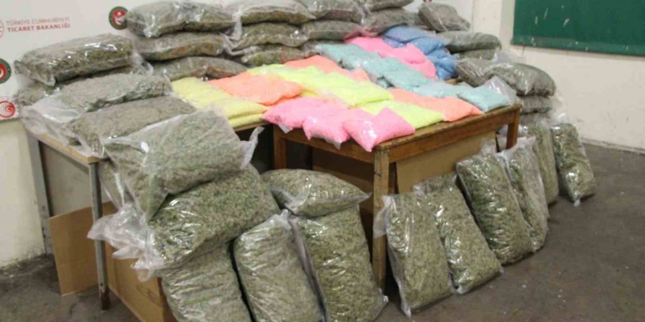 Kapıkule’de Zehir Tacirlerine Operasyon: 240 Kilogram Uyuşturucu Ele Geçirildi