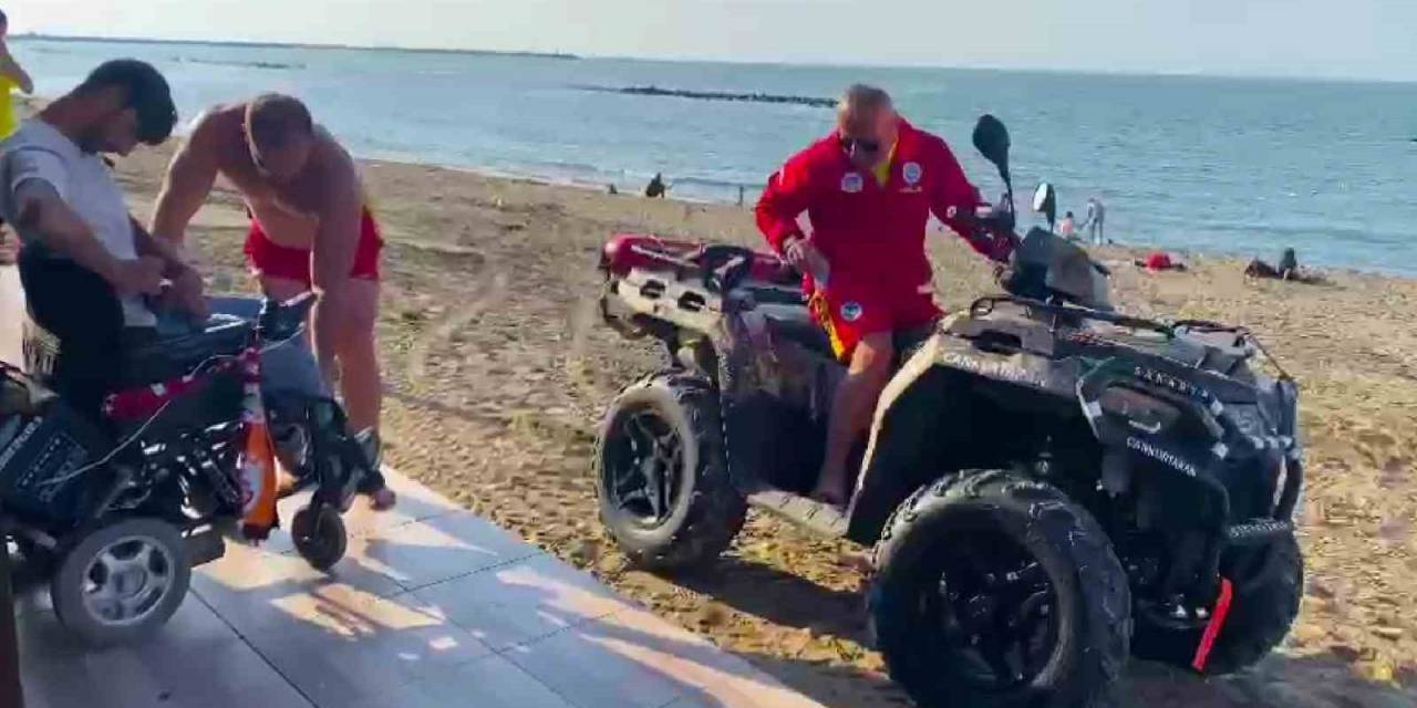 Engelli Gencin Kumsaldaki Atv Turu Hayali Gerçeğe Dönüştü
