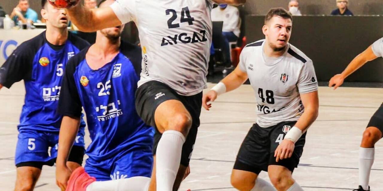 Tecrübeli Oyun Kurucu Emre Keskin, Sakarya Büyükşehir Hentbol’da