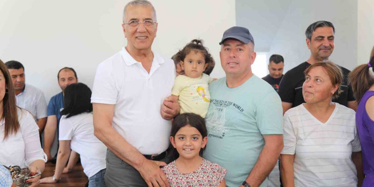Tarhan’dan Bayramlaşma Töreninde Sözleşme Sürprizi
