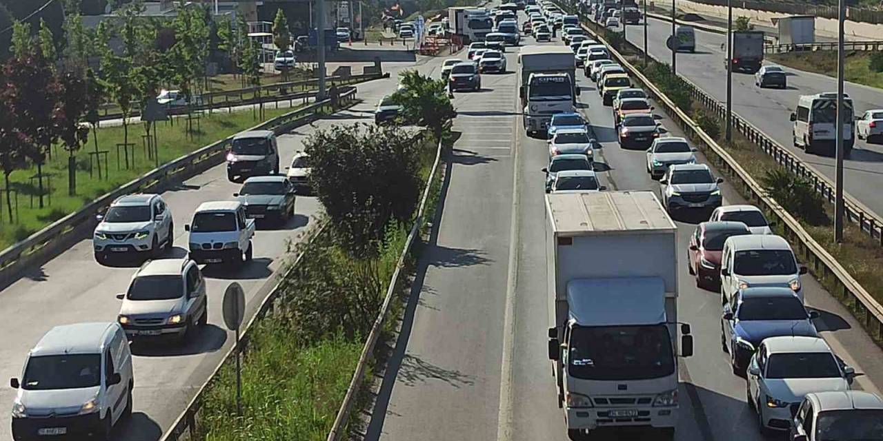 İstanbul’da Bayram Trafiği Başladı