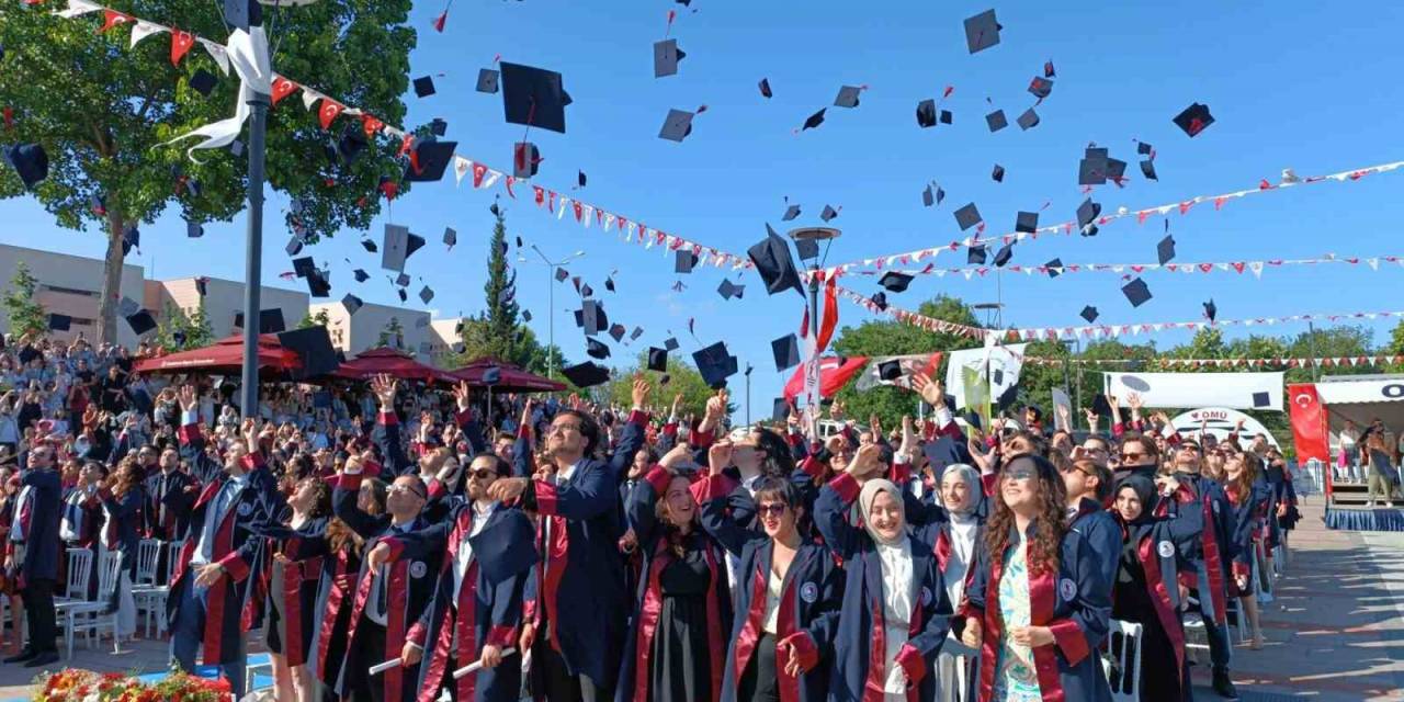 Omü’nün Çiçeği Burnunda Doktorlarından Yönetime Sitem