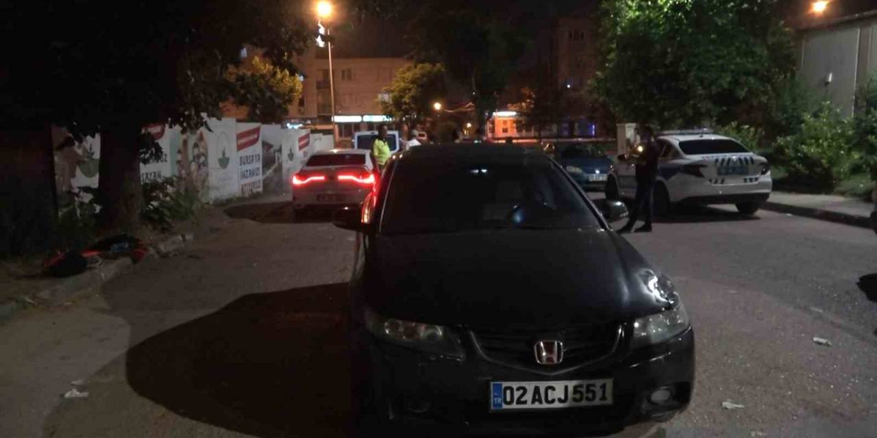 Çalıntı Araba İle Gezerken Polisin Dikkati İle Yakalandı
