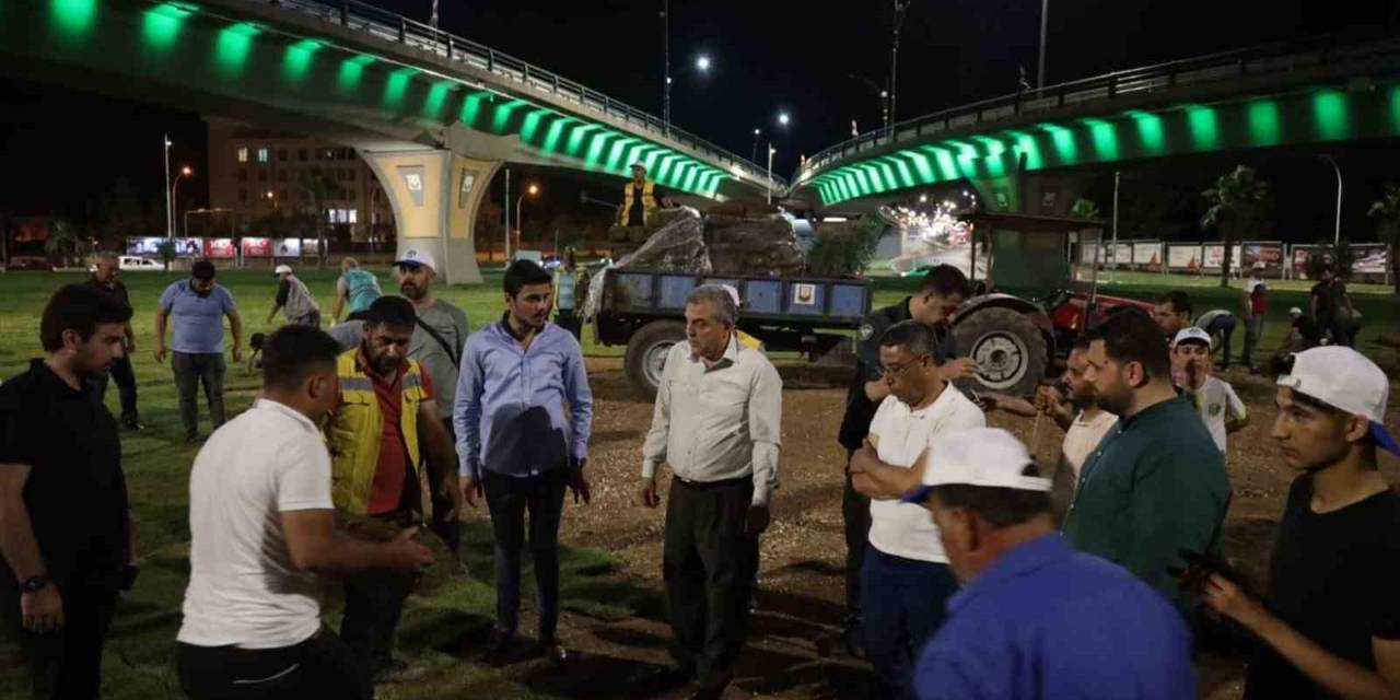 Abide Kavşağında Çimlendirme Çalışması