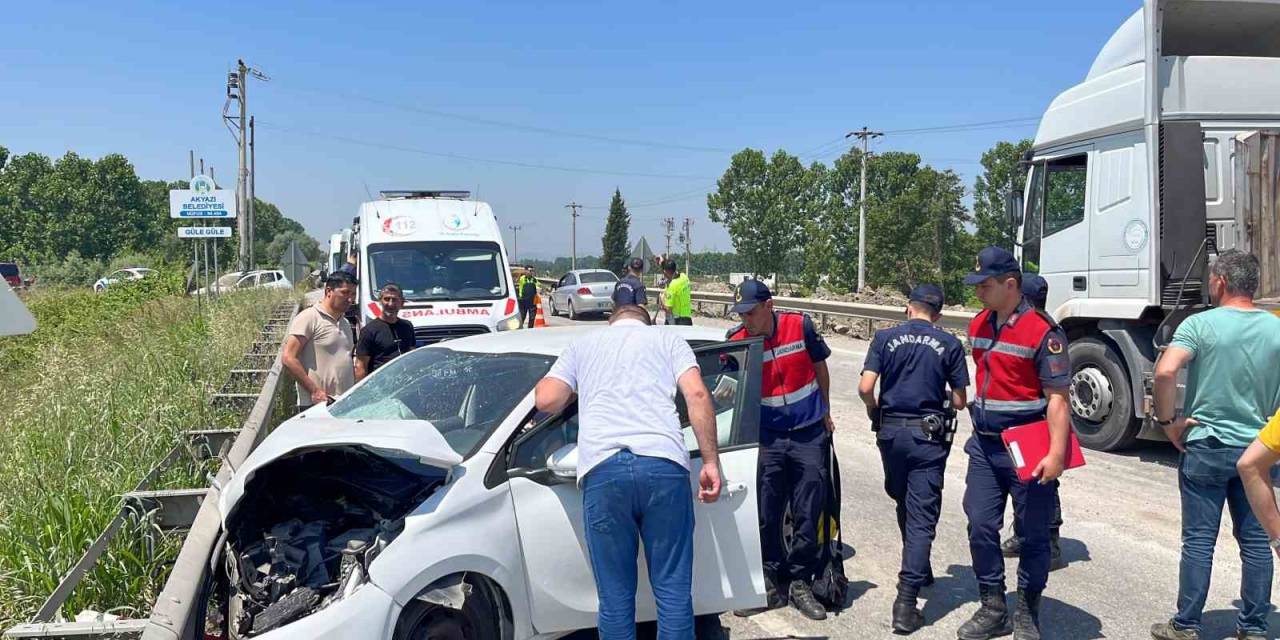 D100’de Kaza, Trafik Çift Yönlü Durdu: 10 Yaralı