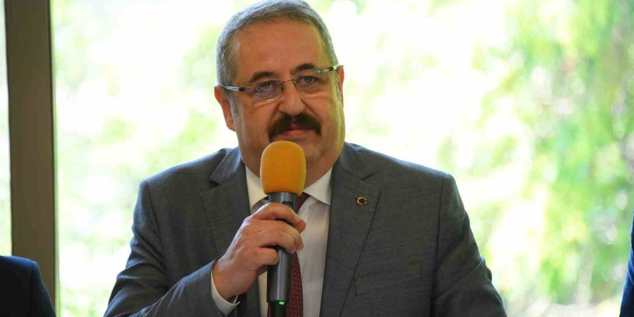 Bayramlaşma Töreninde Salihli’nin İl Olma İhtimali Konuşuldu