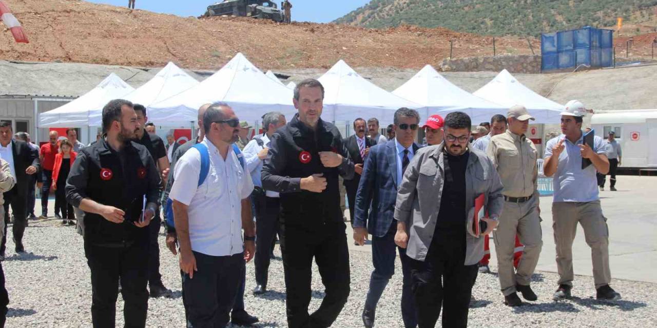 Enerji Ve Tabii Kaynaklar Bakanı Bayraktar: