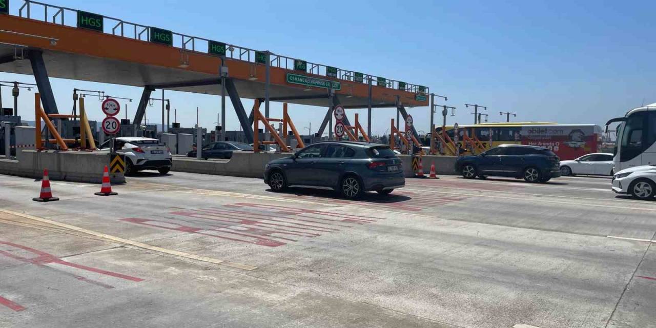 Osman Gazi Köprüsü’nde Akıcı Yoğunluk