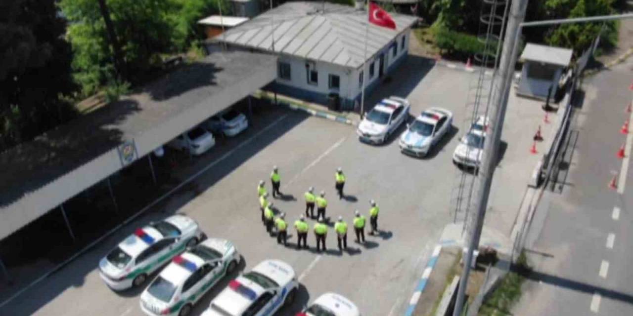 Trafik Ekiplerinin Yoğun Bayram Mesaisi