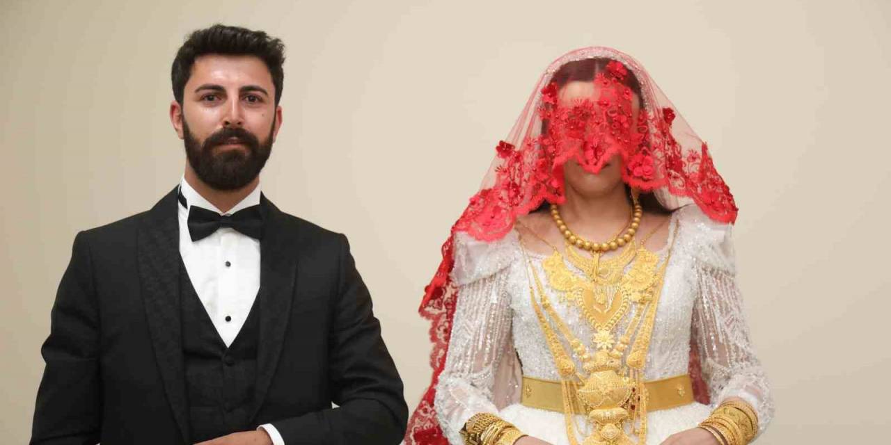 Aşiret Düğününde Geline 4 Kilo Altın, Damada 6 Milyon Tl Takıldı