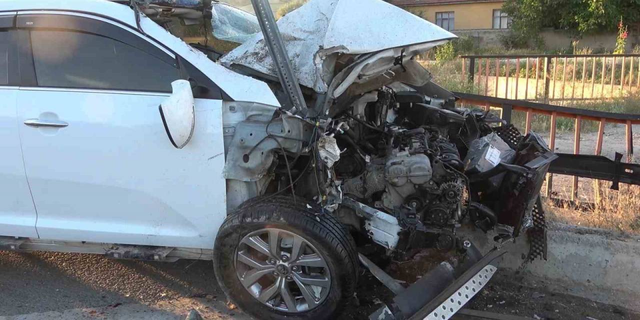 Hurdaya Dönen Otomobilden Yaralı Kurtarılan Gençten Acı Haber: Hastanede Hayatını Kaybetti
