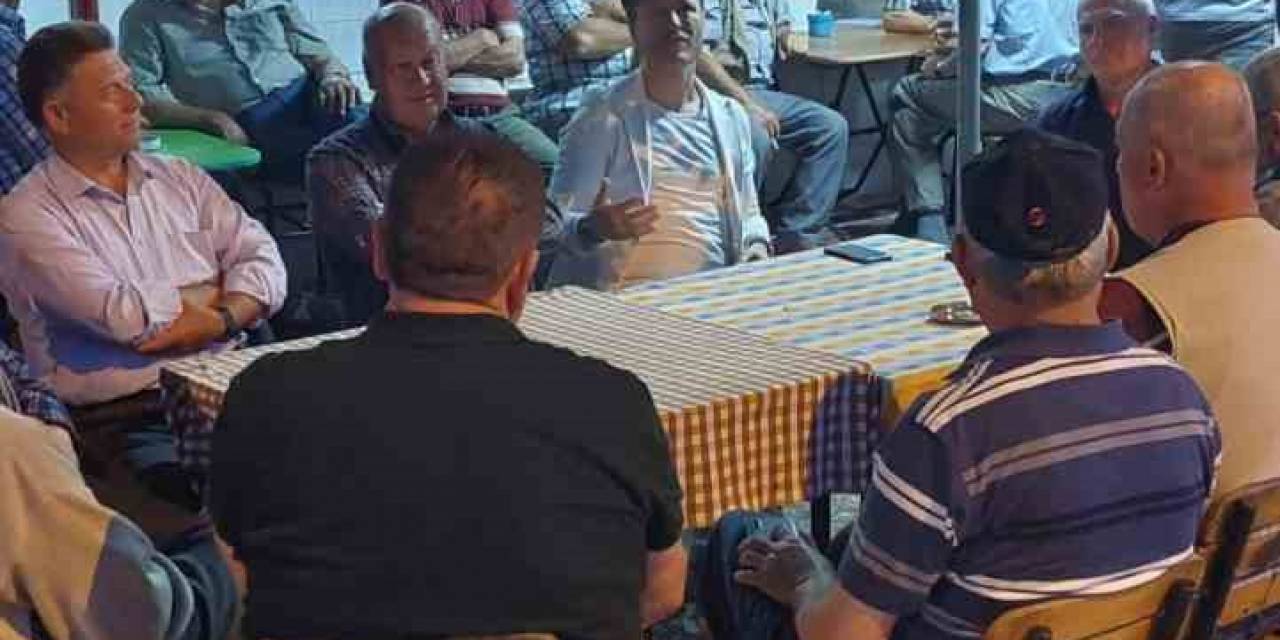 Evreşe Belediyesi Çiftçilerin Biçerdöver Masrafının Bir Bölümünü Karşılıyor