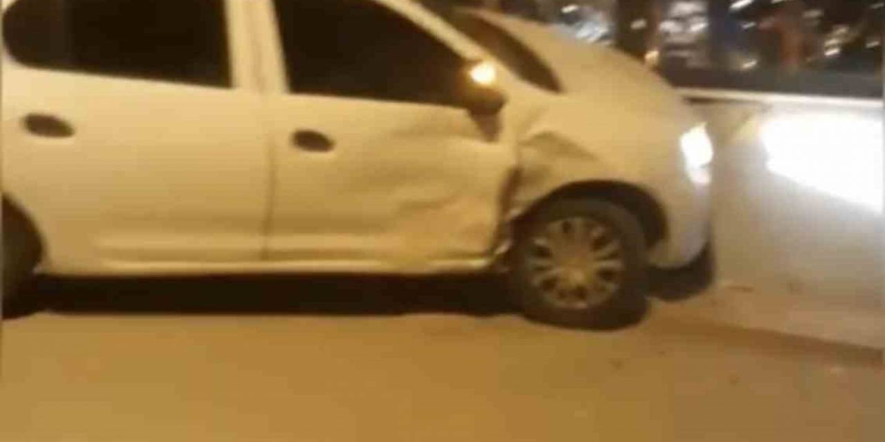 Bursa’da Polisten Kaçan Sürücü İş Yerine Çarptı, O Anlar Kameraya Yansıdı