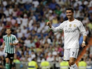 Ronaldo, Bernabeu’da ‘Dalya’ Dedi