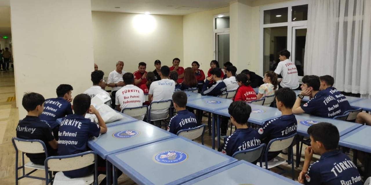 Short Track Milli Takımı Depremzede Çocukları Unutmadı