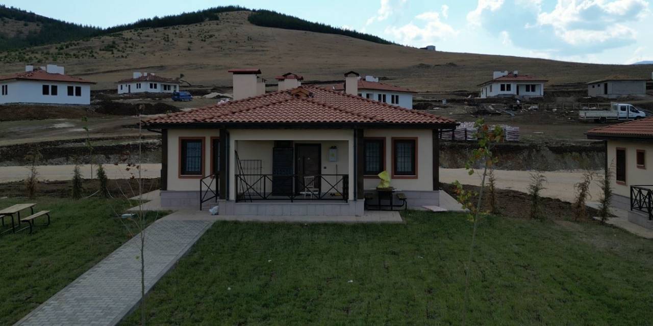 Nurdağı’nda Köyevleri Villaları Aratmıyor