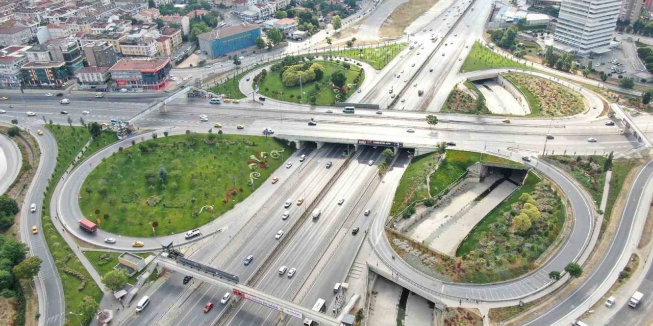 İstanbul’da Yollar Boş Kaldı