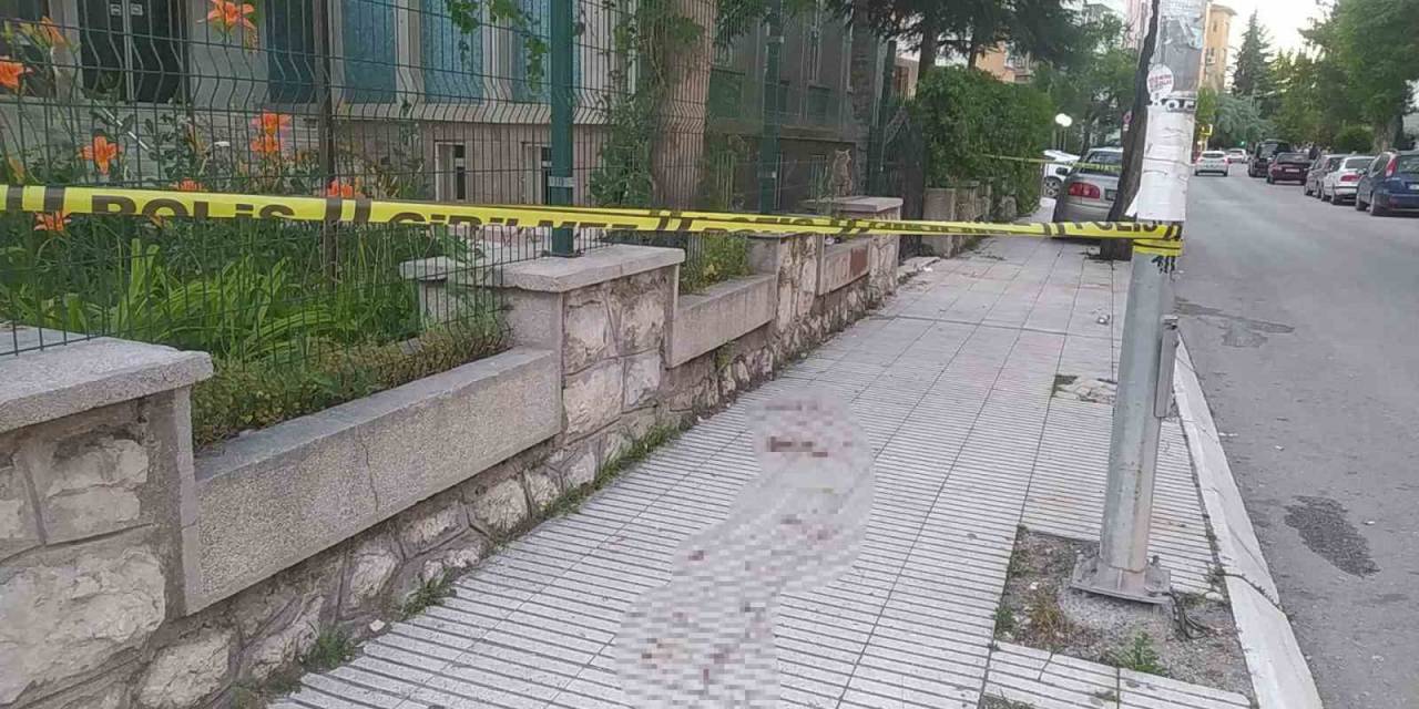Tartıştığı Şahıs Tarafından Bıçaklanan 14 Yaşındaki Çocuk Yaralandı