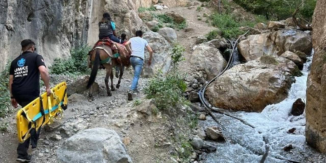 Hakkari’de Nefes Kesen Kurtarma Çalışması