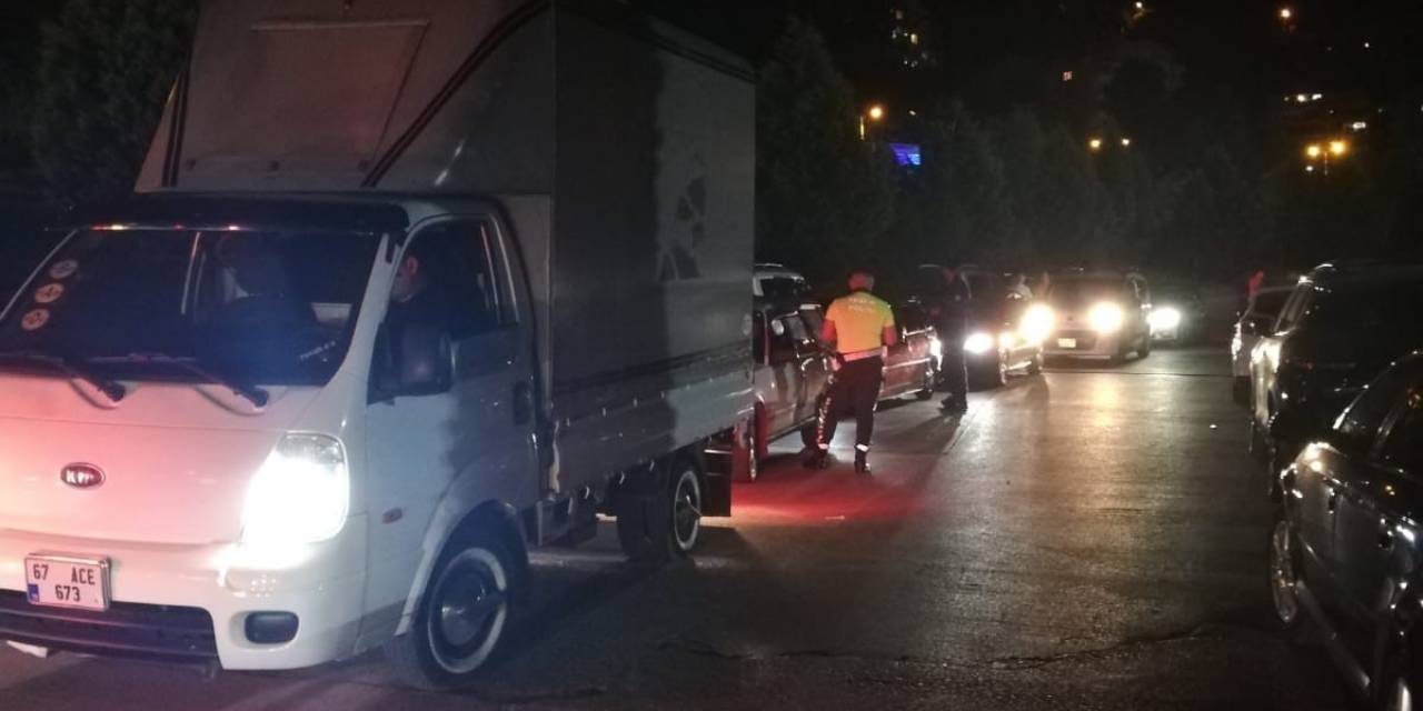 Polisten Asayiş Ve Trafik Uygulaması