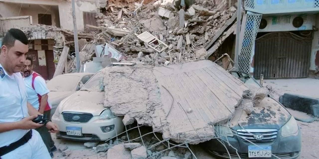 Mısır’da 13 Katlı Bina Çöktü