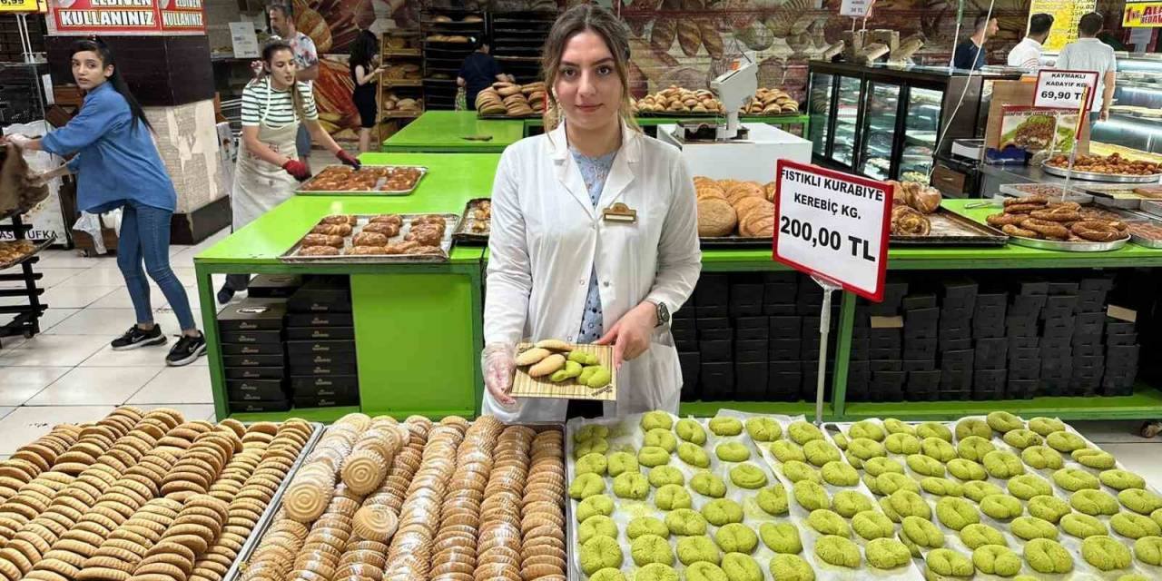 Bayramda Kuru Pastaya Talep Arttı