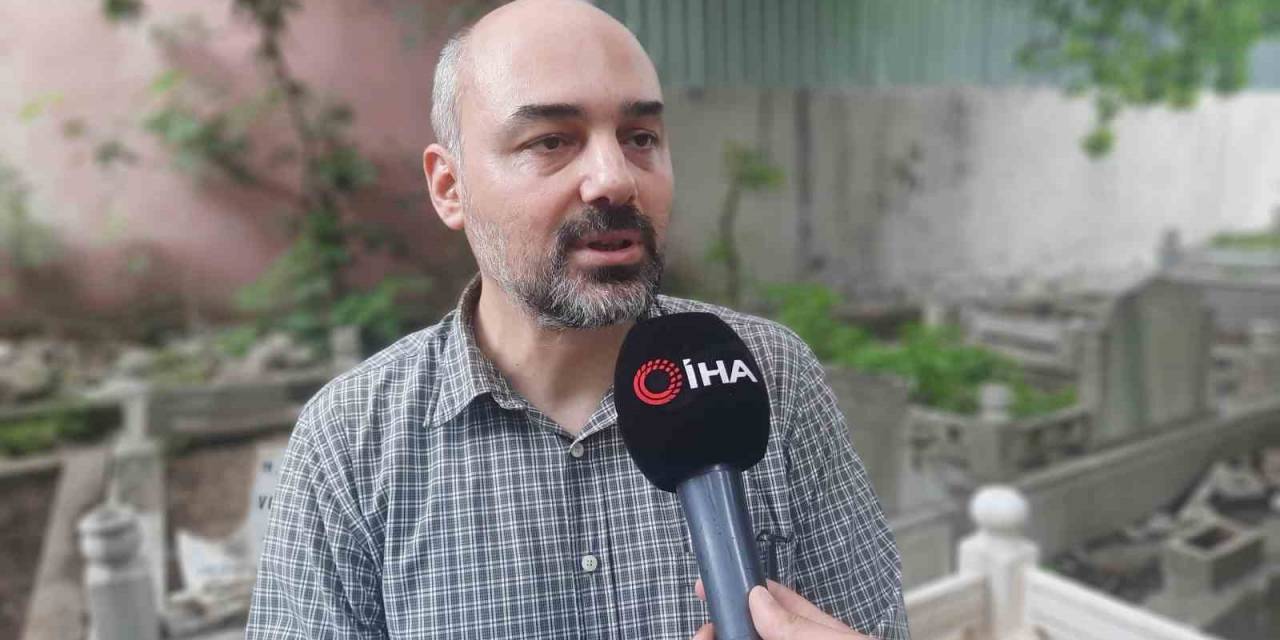 Silivrikapı Mezarlığı’ndaki İçler Acısı Görüntüye İbb Seyirci Kalıyor