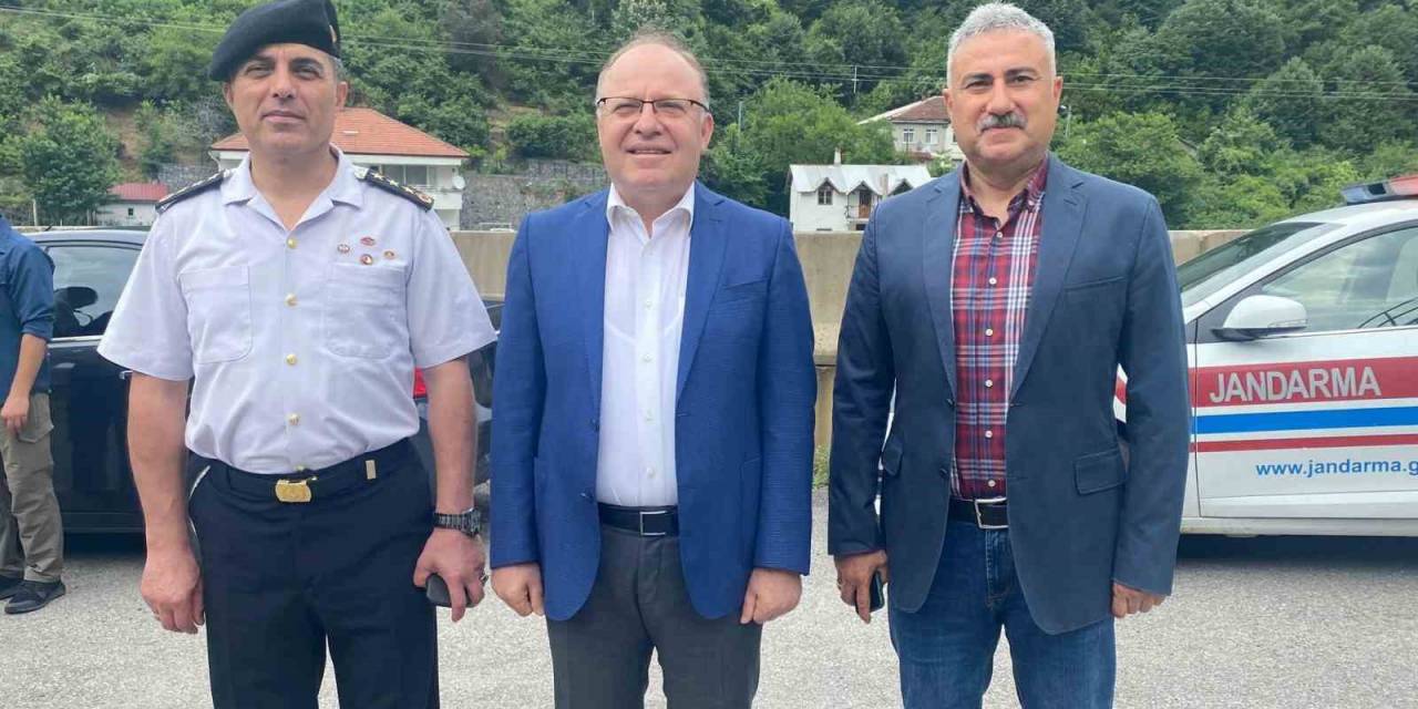 Valinin Durdurduğu Aracın Sürücüsüne 777 Lira Ceza