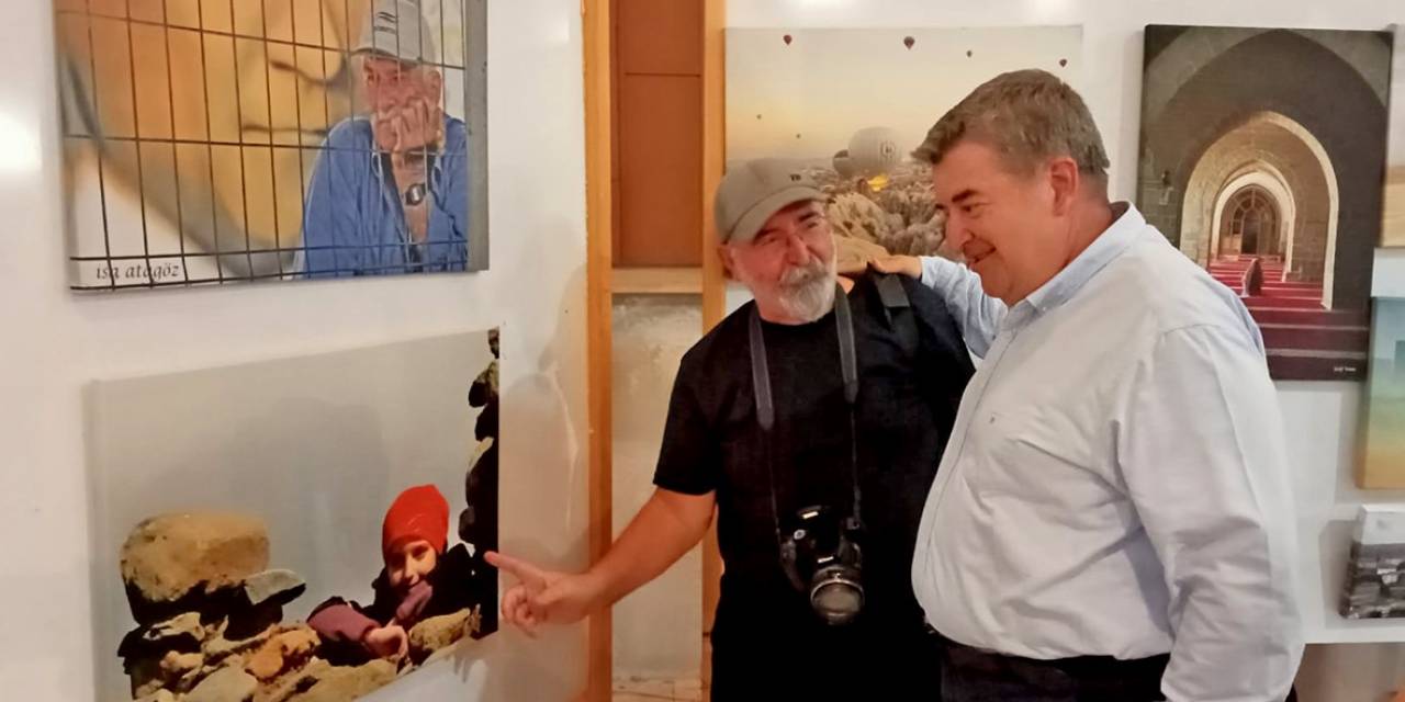 Çeşfod, İlk Karma Fotoğraf Sergisini Açtı