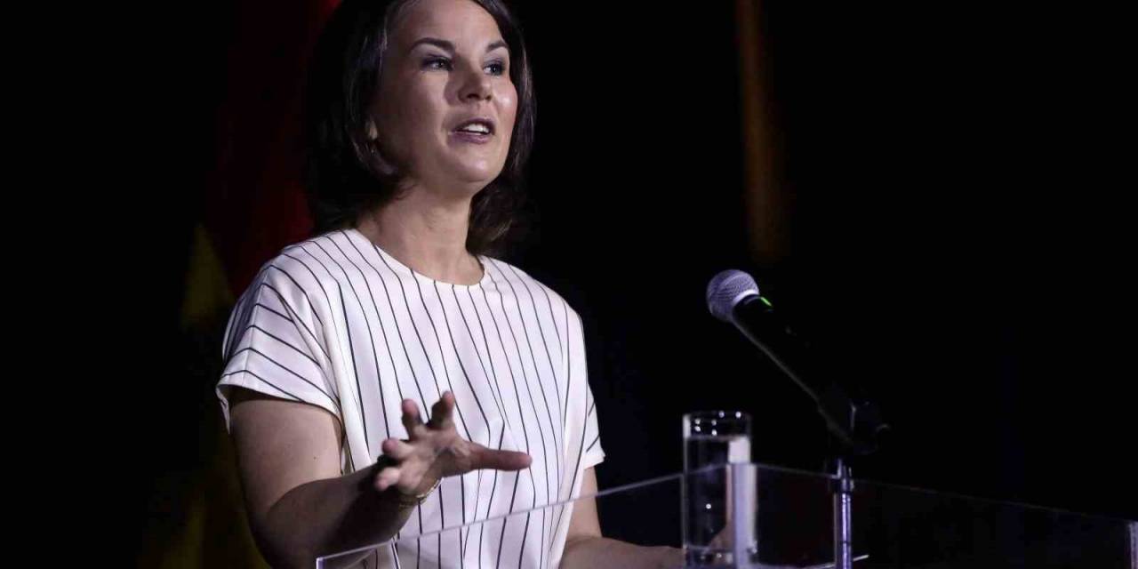 Almanya Dışişleri Bakanı Baerbock: “putin’in Bu Savaşla Kendi Ülkesini De Mahvediyor”