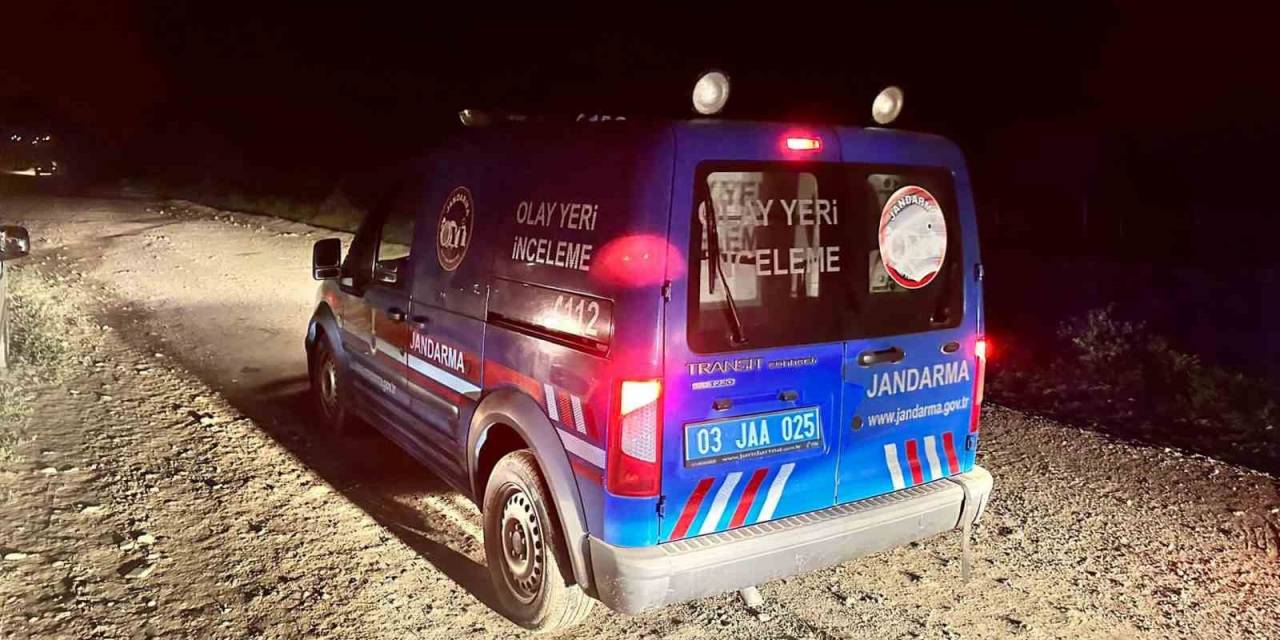 Tarlaya Çalışmaya Giden Çiftçi Feci Şekilde Can Verdi