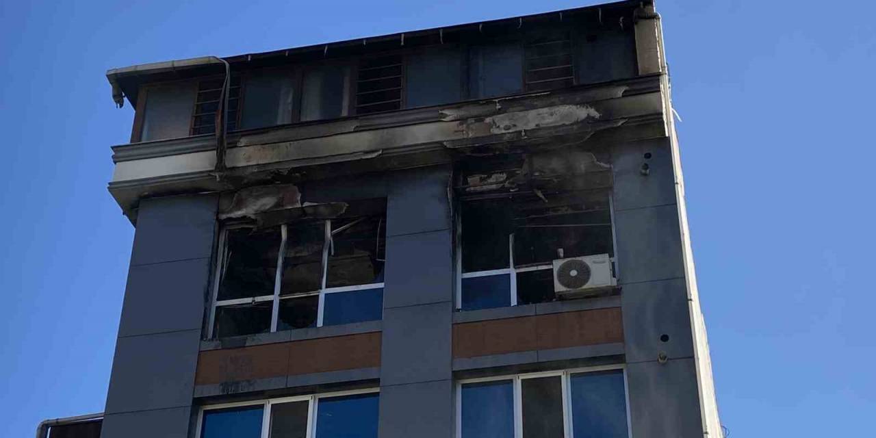 Bayram Sabahına Yangınla Uyandılar