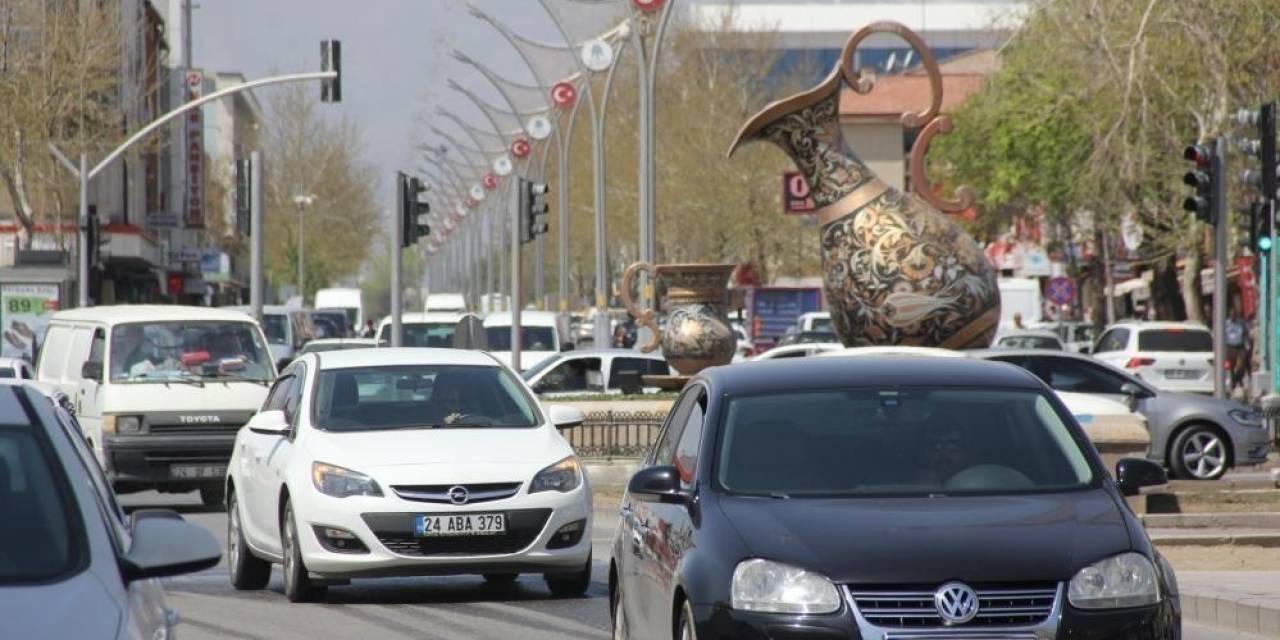 Erzincan’da Trafiğe Kayıtlı Araç Sayısı 66 Bin 969 Oldu