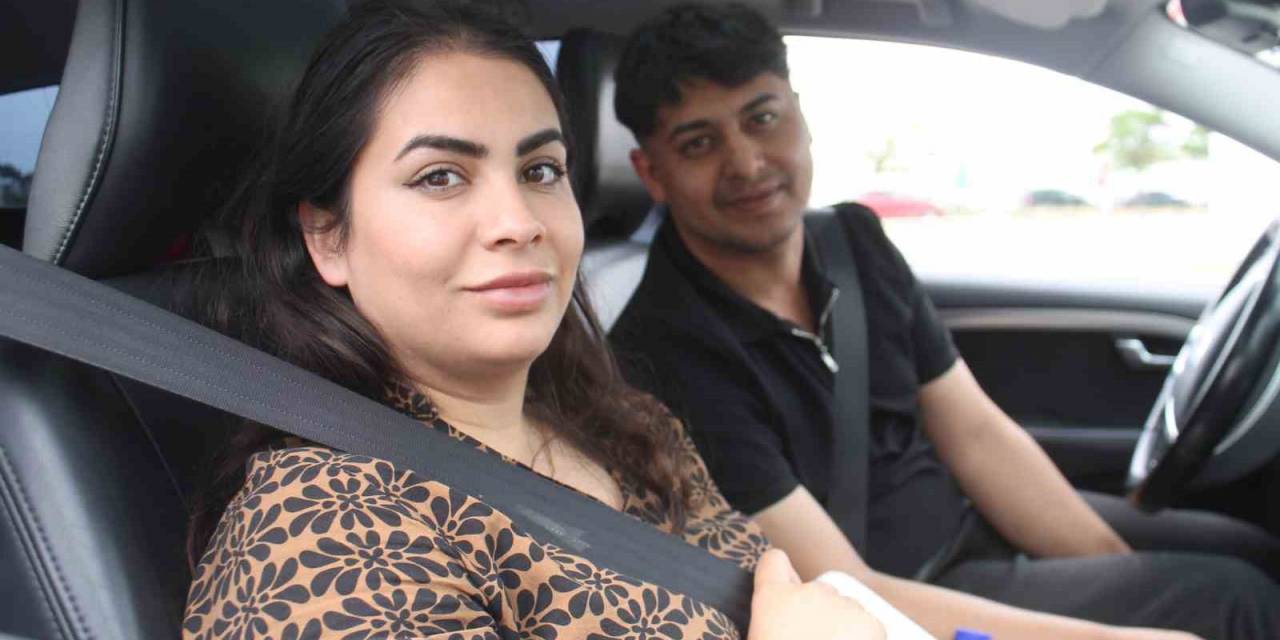 Gurbetçiler, Aileleriyle Birlikte Bayram Yapmak İçin Türkiye’ye Geldi