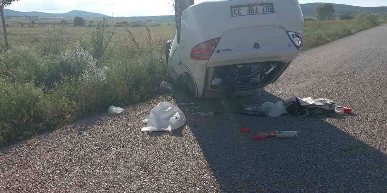 Takla Atan Otomobilden Emniyet Kemeri Sayesinde Burnu Bile Kanamadan Çıktı