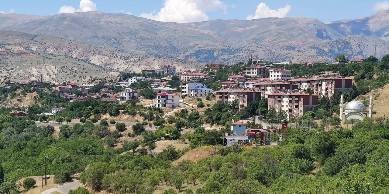Çemişgezek, Bayramla Birlikte Nüfusunu İkiye Katladı