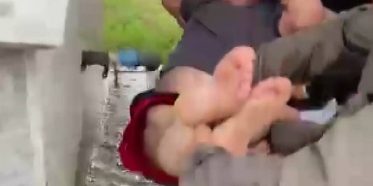 Bayram Namazına Gelmeyenlere “sulu” Şaka
