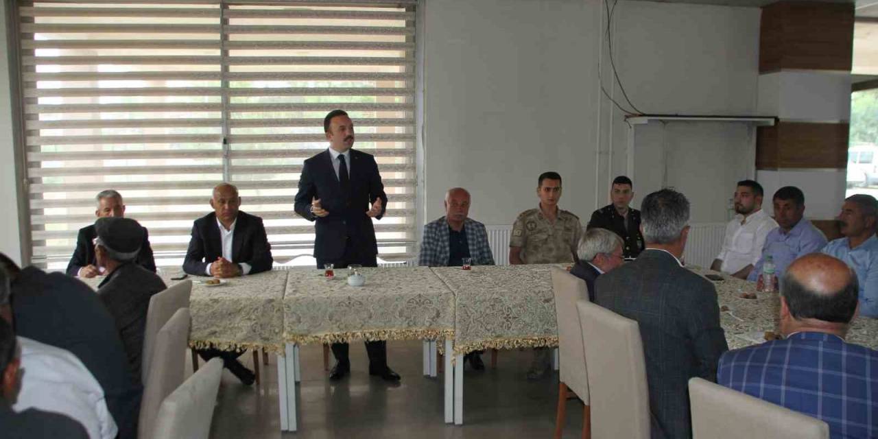 Malazgirt’te Bayramlaşma Töreni
