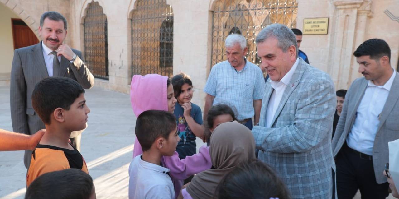 Beyazgül Vatandaşlarla Bayramlaştı