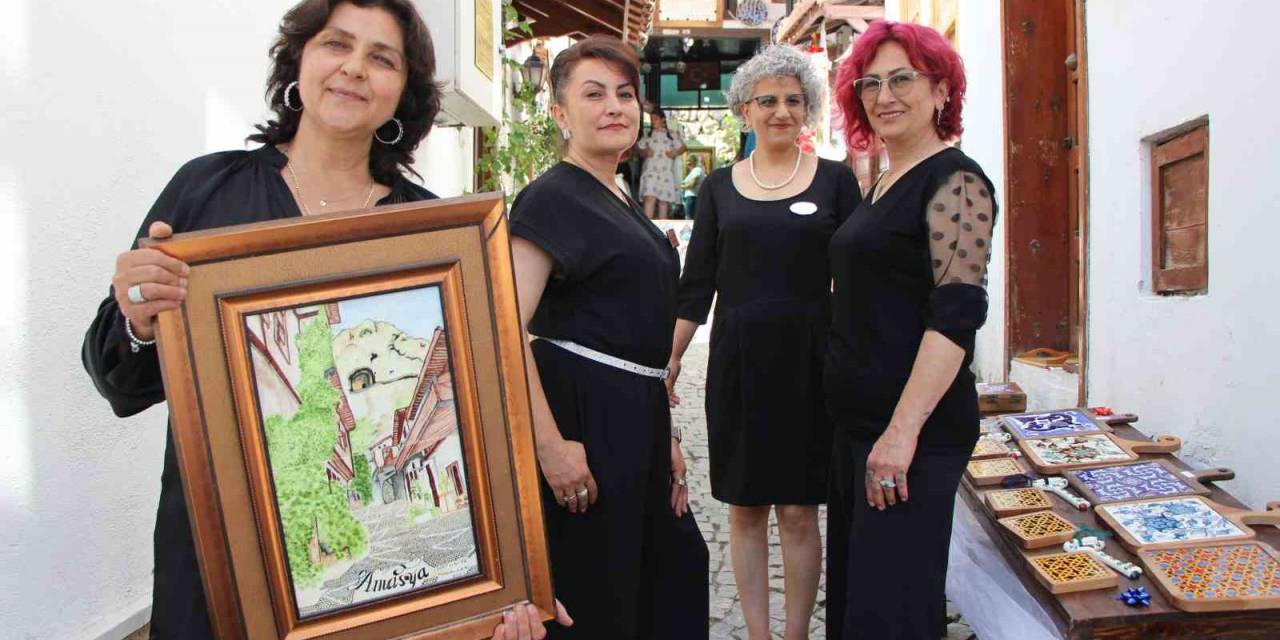 Amasya’da Çini Ustası Kadınlar Satışa Çıkan Atölyelerini Borçlanıp Satın Aldı