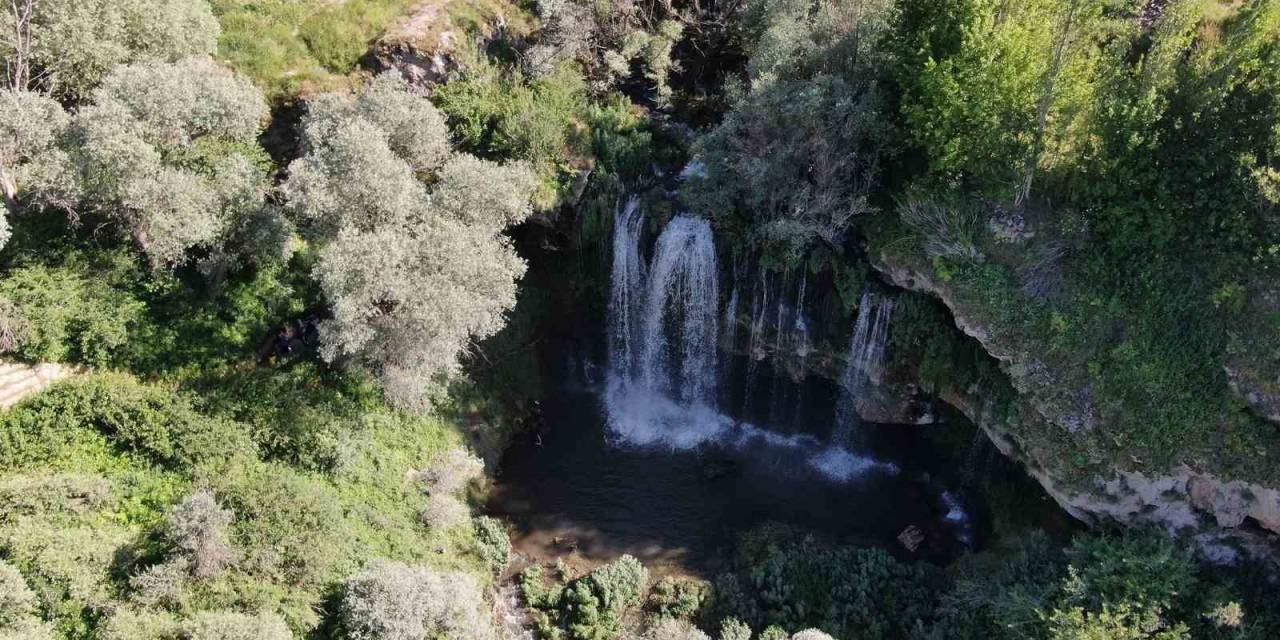 Bozkırın Saklı Cenneti Görenleri Mest Ediyor
