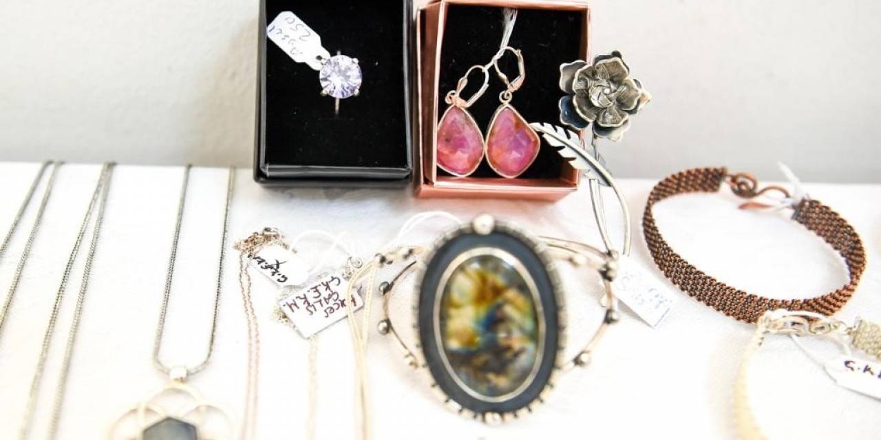 Gümüş Atölyesinden ’altın Bilezik’