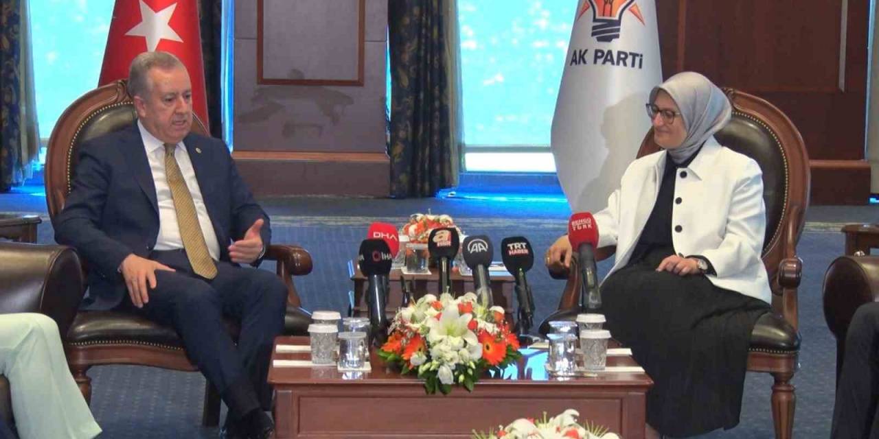 Mhp Heyetinden Ak Parti’ye Bayram Ziyareti