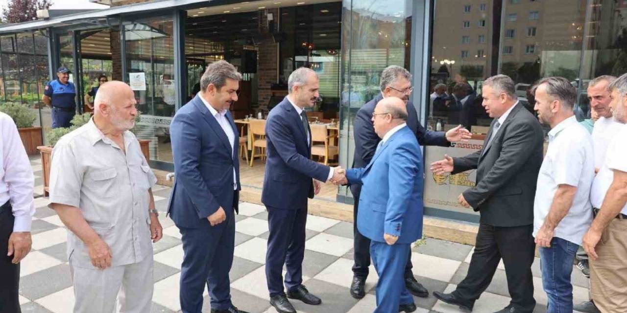 Çayırova Protokolü Kent Bayramlaşmasında Buluştu