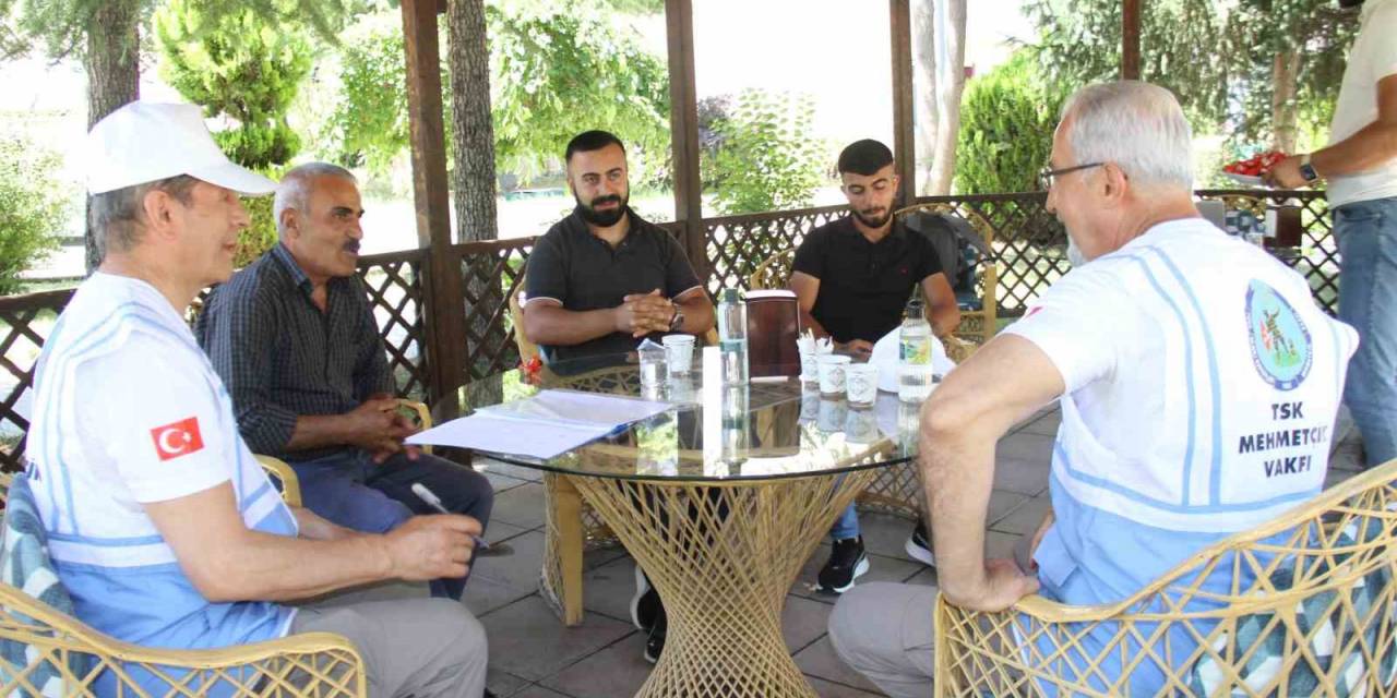 Mehmetçik Vakfı, Şehit Yakınları Ve Gazileri Unutmadı