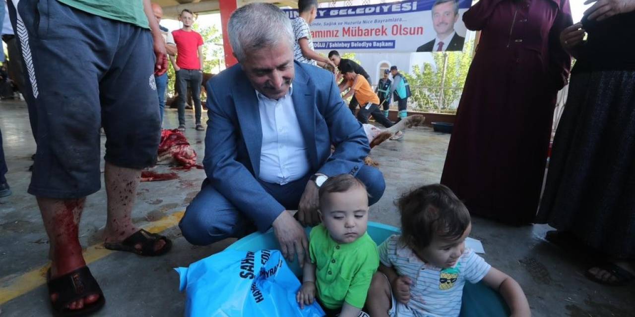 Başkan Tahmazoğlu Kurban Kesim Alanlarını Gezdi
