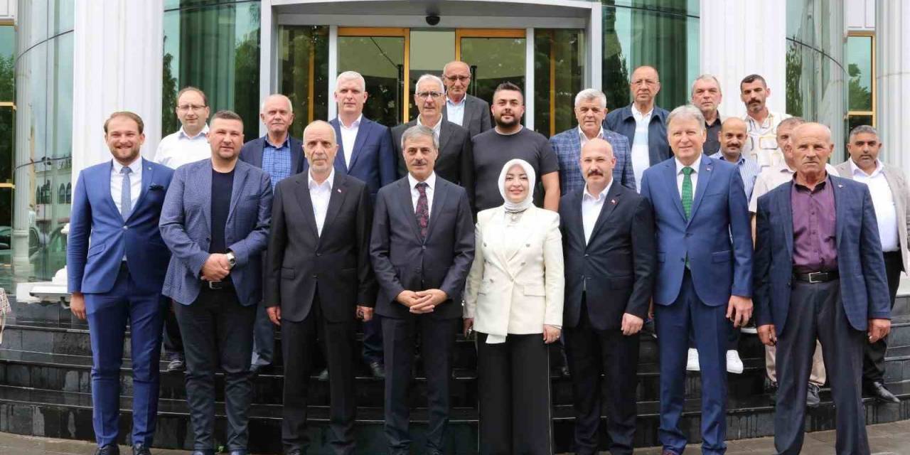 Serdivan’da Geleneksel Bayramlaşma Programı Gerçekleştirildi