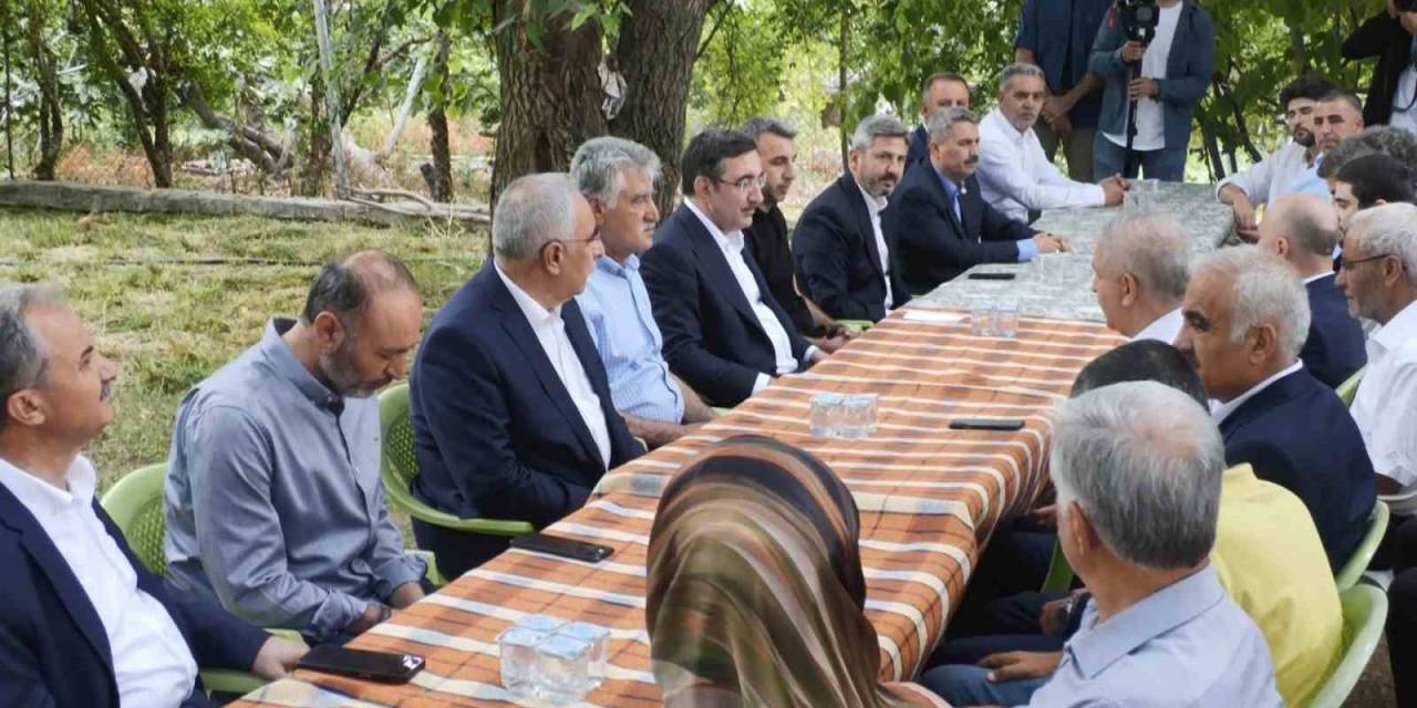 Cumhurbaşkanı Yardımcı Yılmaz, Hayatını Kaybeden Milletvekilinin Ailesine Taziyelerini İletti